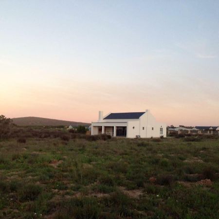 Camelot Cottages Langebaan Exterior photo