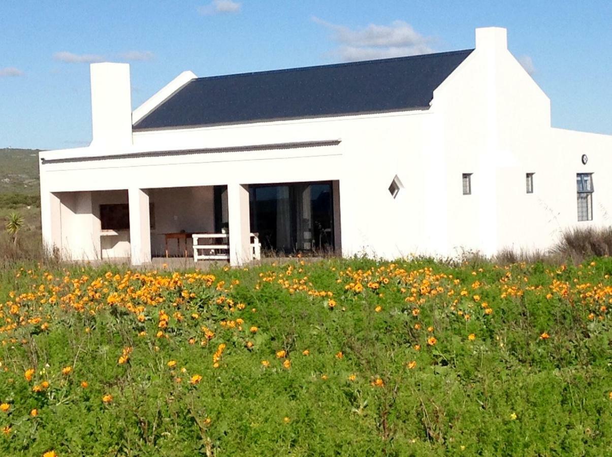 Camelot Cottages Langebaan Exterior photo