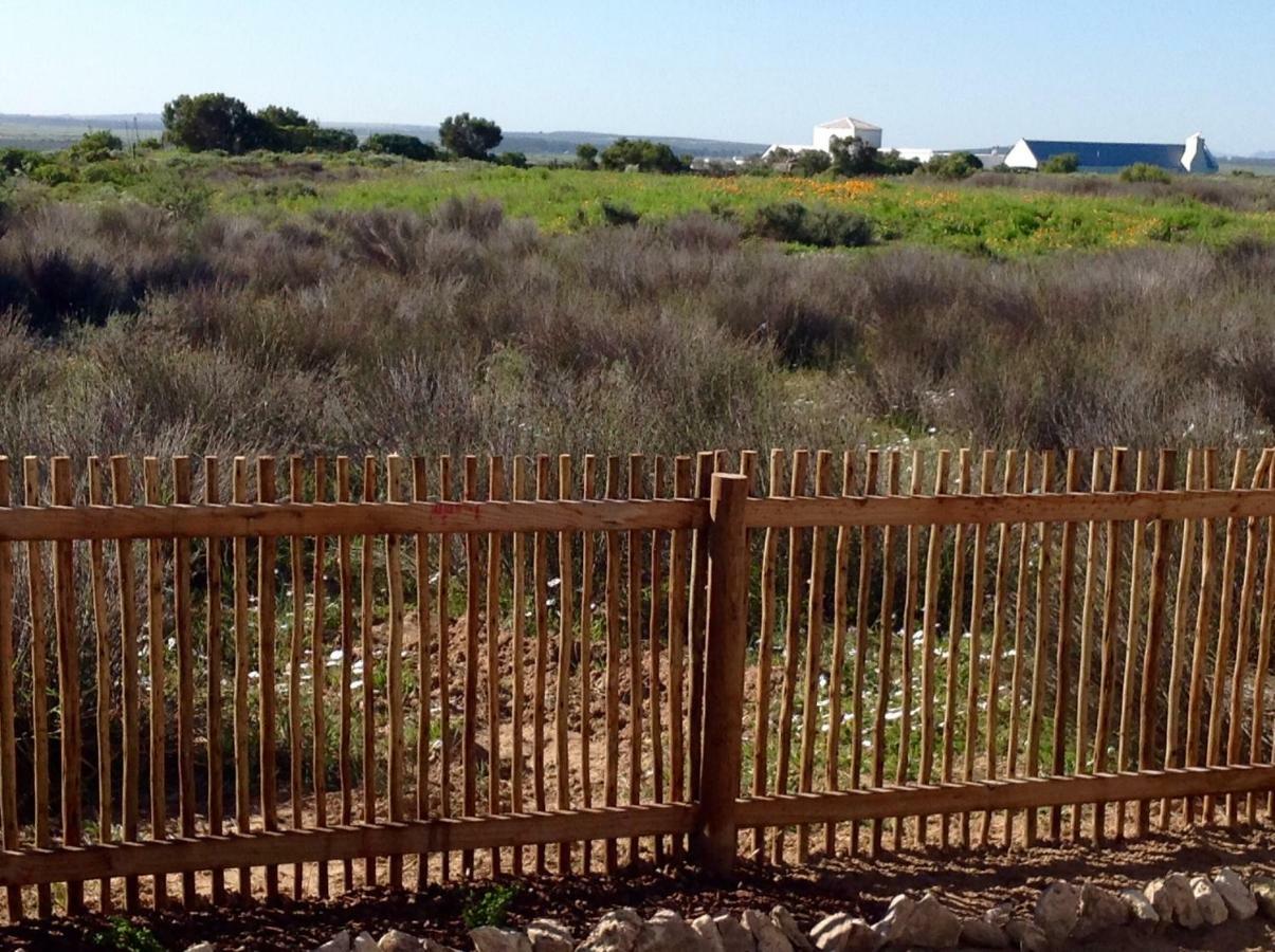 Camelot Cottages Langebaan Exterior photo